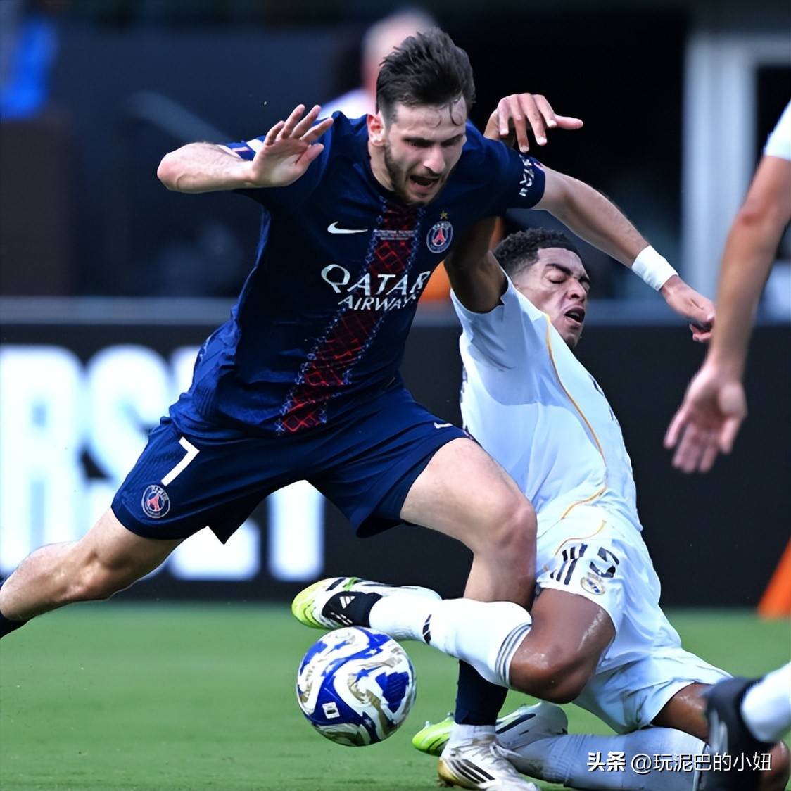 今晚阿贾克斯备战欧篮联，止住颓势细节曝光，赛场秩序良好，更衣室氛围转暖