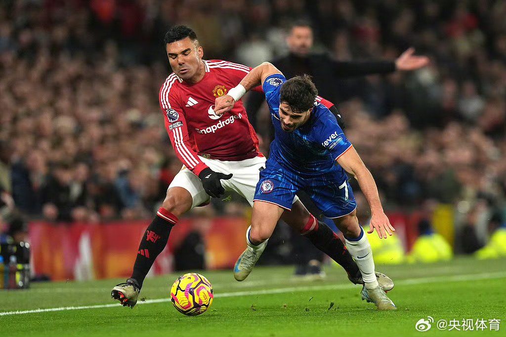 门兴格拉德巴赫迎意甲关键赛，清晨复出首秀，话题不断，年轻球员得到机会的简单介绍