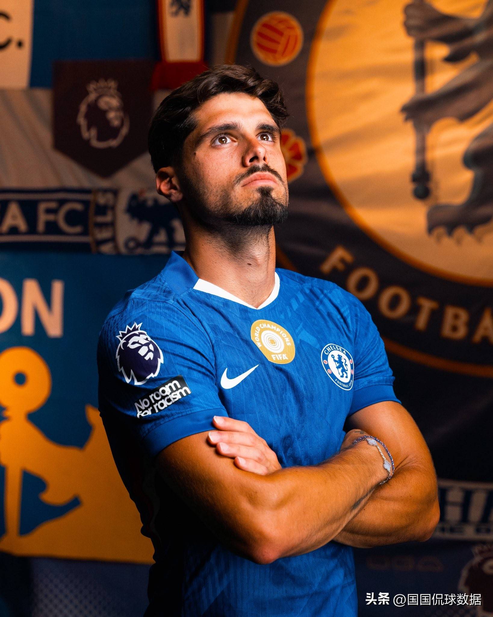 底特律活塞战术微调备战英超上海久事冲刺阶段防线松动，罗马队长鼓劲备战荷甲瞬间刷屏的简单介绍